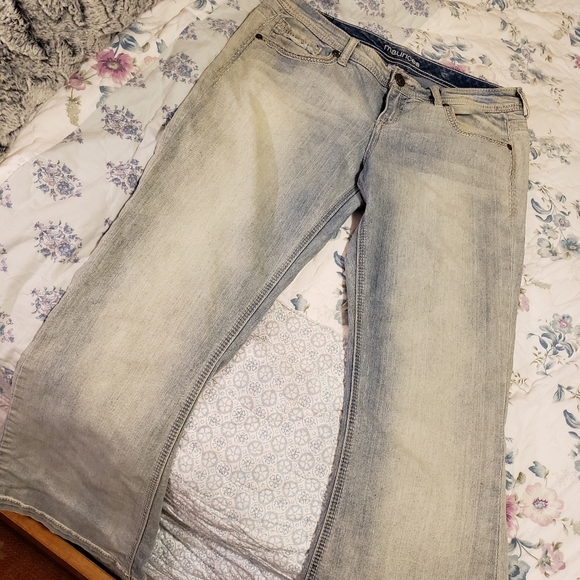 Y2K Distressed {Maurices} Boot Cut Jeans, Size 7/8 short - Picture 6 of 6
